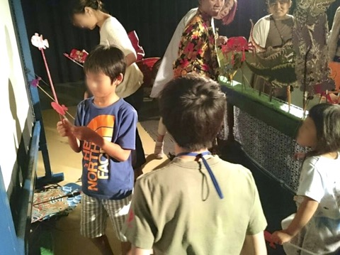 子どもえんげき祭 in きしわだ　想造舎	影絵音楽団くぷくぷ「きんぎょが にげた」