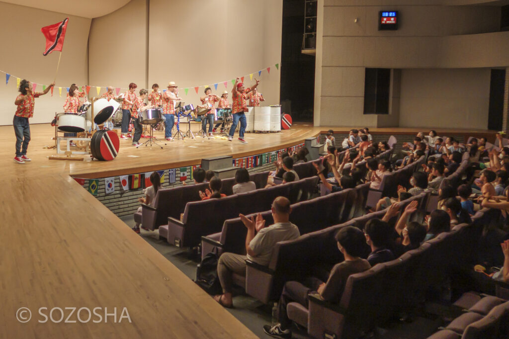 知多やまももおやこ劇場_ONE HARTZ STEEL ORCHESTRA スティール・パン、ドレミの歌