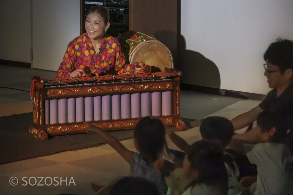 ガムラン(gamelan),影絵音楽団くぷくぷ｢きんぎょがにげた｣,佐々木宏実,宝塚エルフェスタ2023