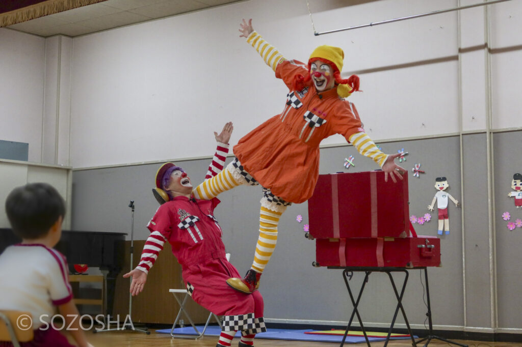 カッシーくんと、ままれちゃん,幼稚園,クラウン・パフォーマンス,チムチムサービス,笑顔で元気！なかよしクラウンワークショップ,こどもたいけん&おとなミニ研修