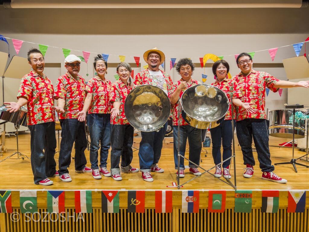 ONE HARTZ STEEL ORCHESTRA、スティール・パン　Steelpan