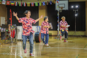 ブラジルのサンバのリズムで踊ってみよう! | 芸術鑑賞会・音楽鑑賞会 | スティールパン・コンサート |ワンハーツ・スチール・バンド | ONE HARTZ STEEL BAND |