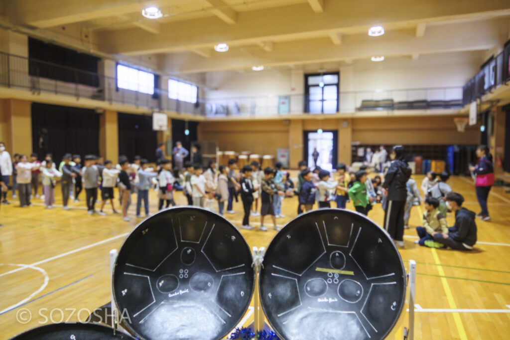 ギター・パン | 芸術鑑賞会・音楽鑑賞会 | スティールパン・コンサート |ワンハーツ・スチール・バンド | ONE HARTZ STEEL BAND |